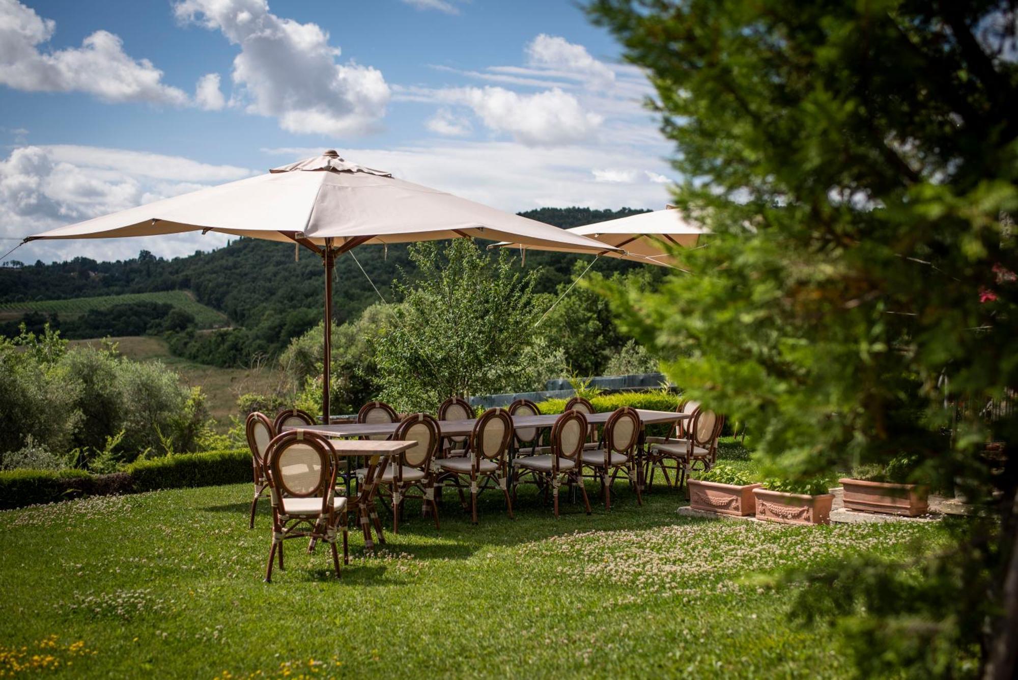 Poggio Paradiso Resort & Spa Montefollonico Exterior photo