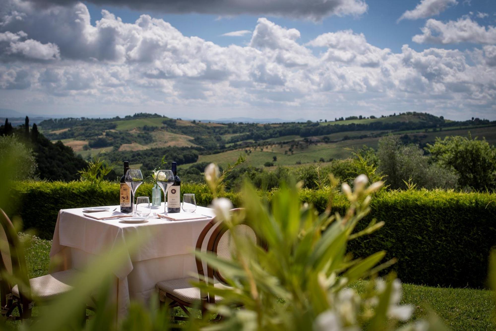 Poggio Paradiso Resort & Spa Montefollonico Exterior photo